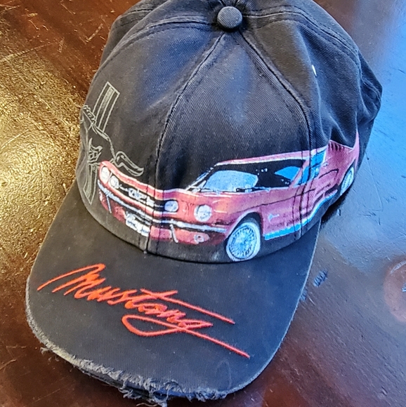 Hat - Picture 1 of 3